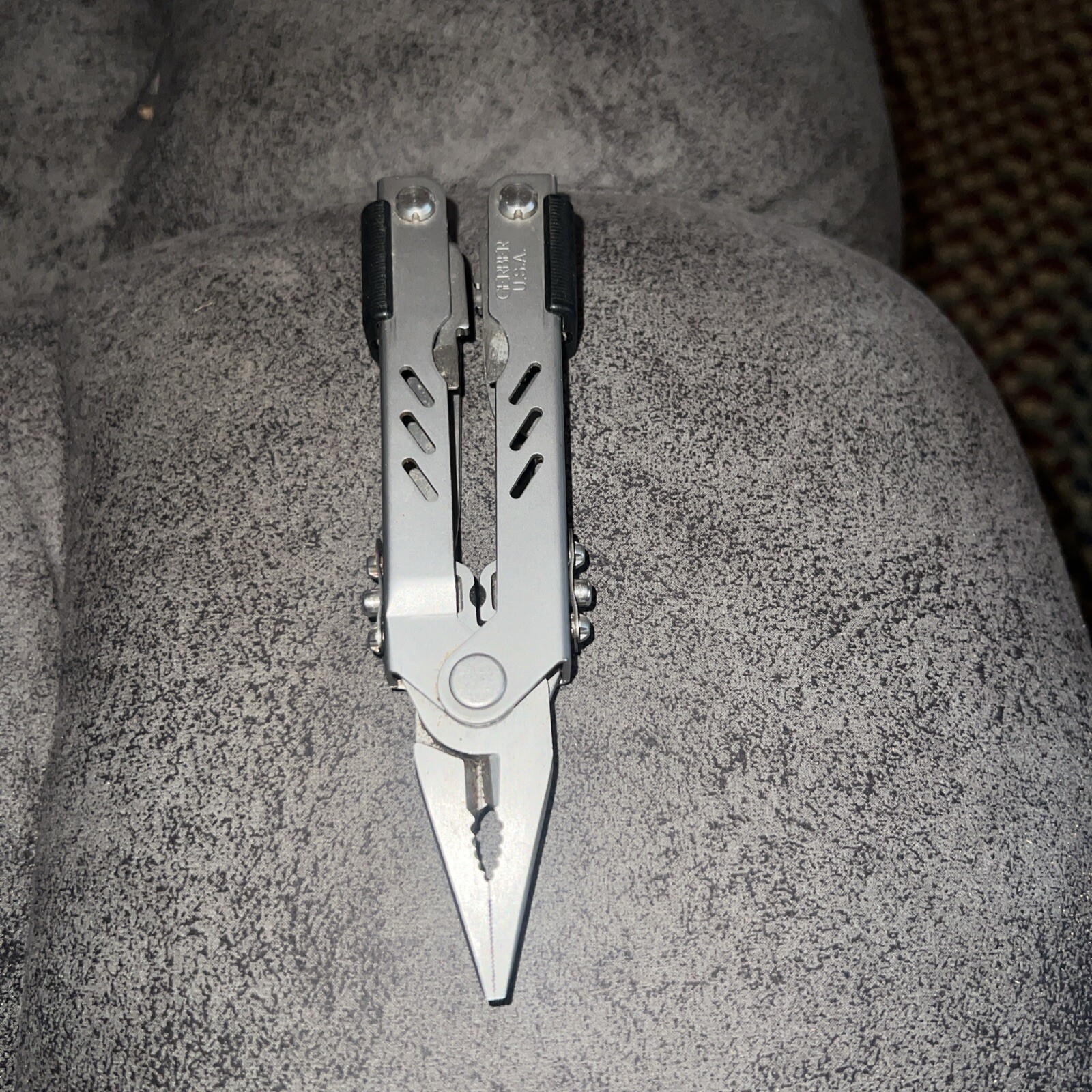 Gerber MP400 Multi Tool Multi-Plier Compact Sport – Silver Pliers Knife USA