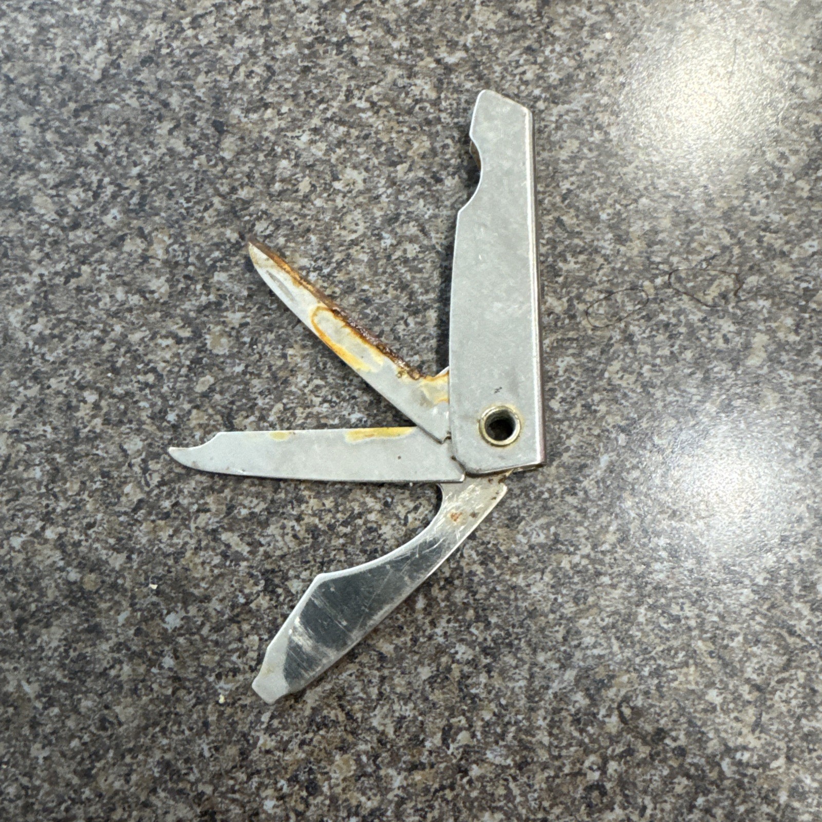 Silver Metal Multi-Tool Knife, Bottle Opener, Folding Design key chain