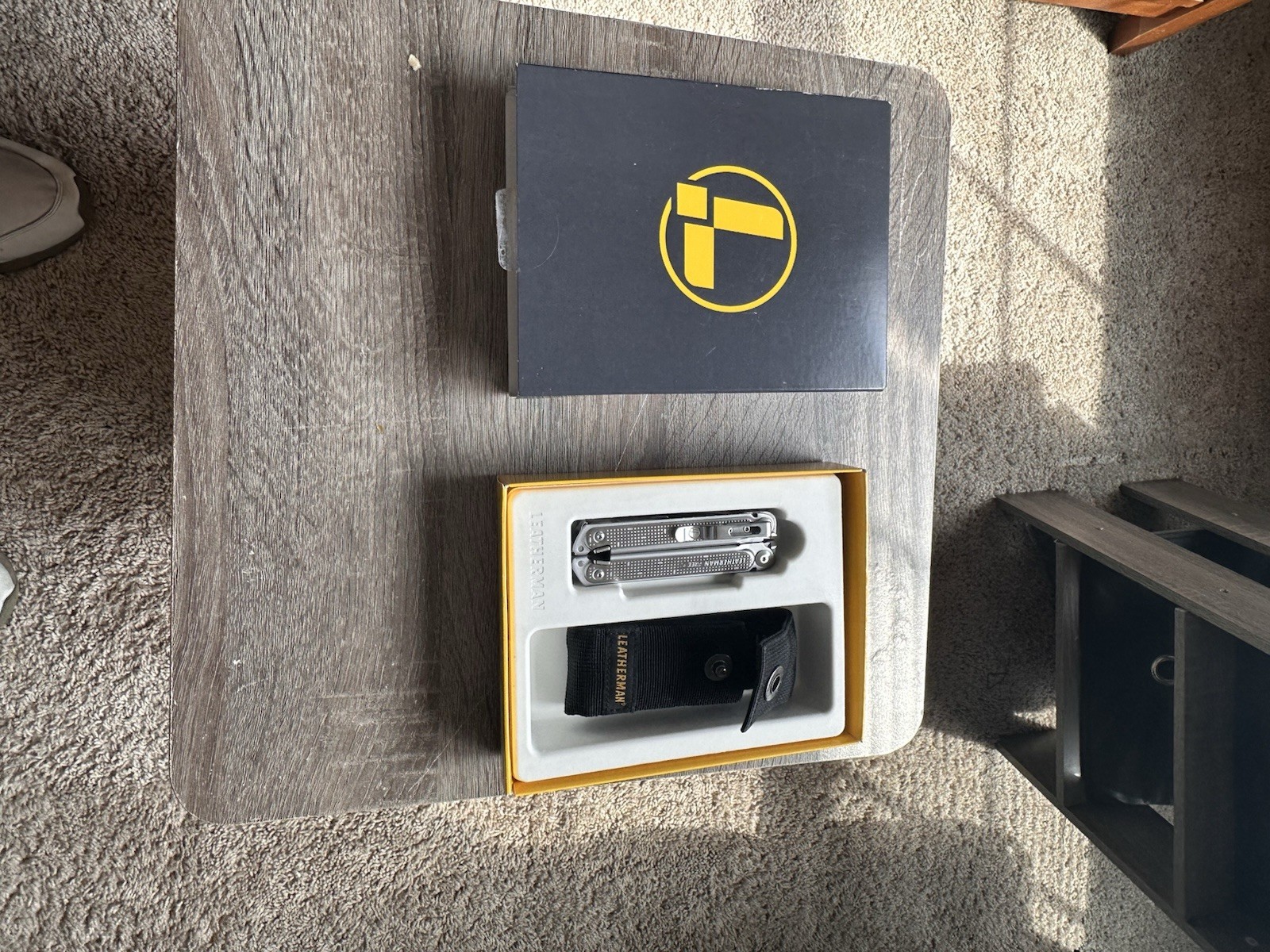 Leatherman FREE P2 Multitool with Arc Magnacut Blade And More