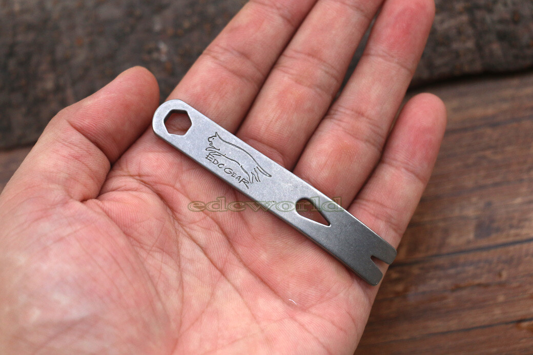 EDC Anti Skid Umbrella Rope Crank Stainless Steel Crowbar Keychain Pocket Tool