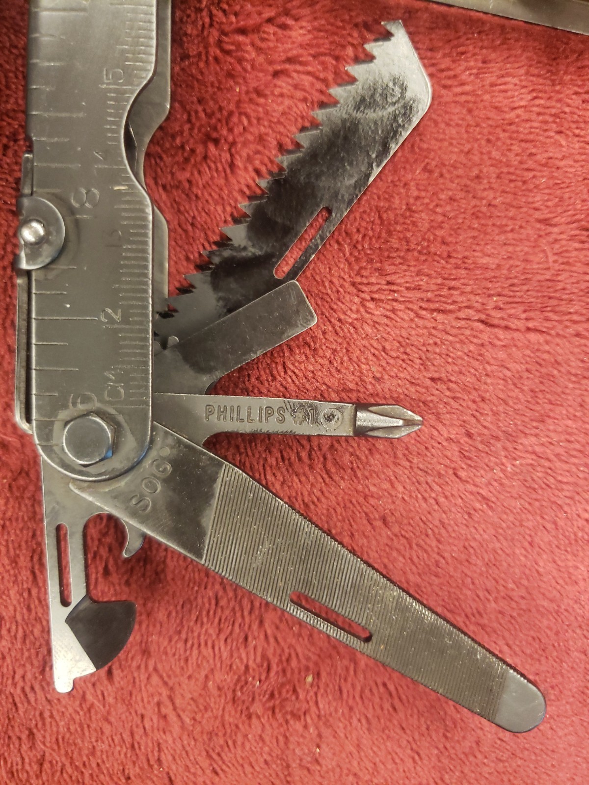 SOG PowerLock Multi tool Stainless