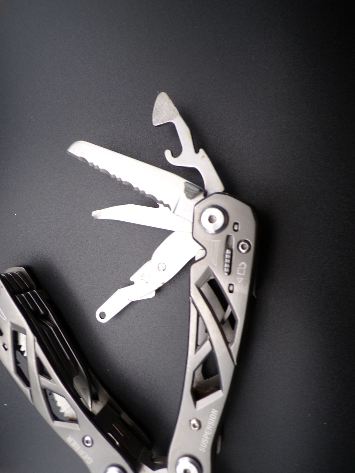Gerber Suspension Multi Tool Knife Pliers Screwdrivers