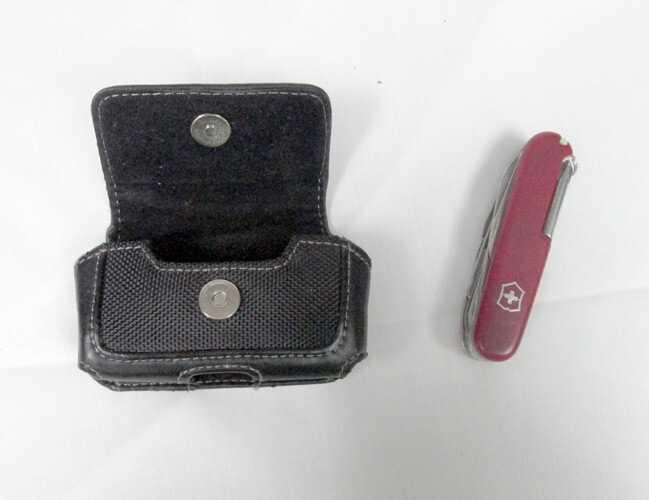 Swiss Army Knife OFFICIER SUISSE VICTORINOX SWITZERLAND 13 Tool Pocket Knife