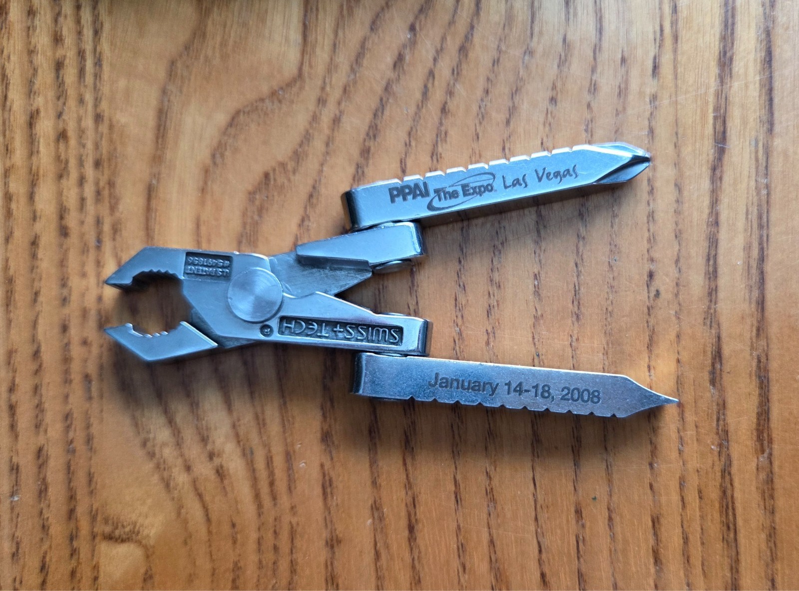 Swiss Tech Micro-Tech 6-in-1 Multi Tool (Las Vegas Expo) & Other Multi-Tool