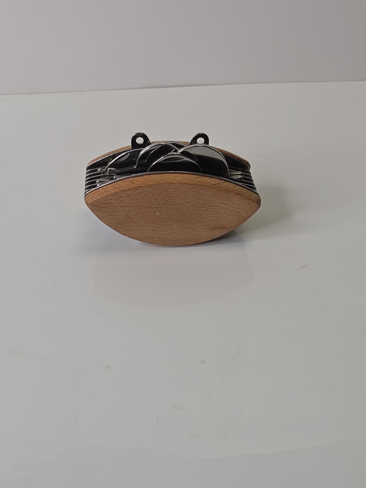 Crab Multi-Tool by Kikkerland
