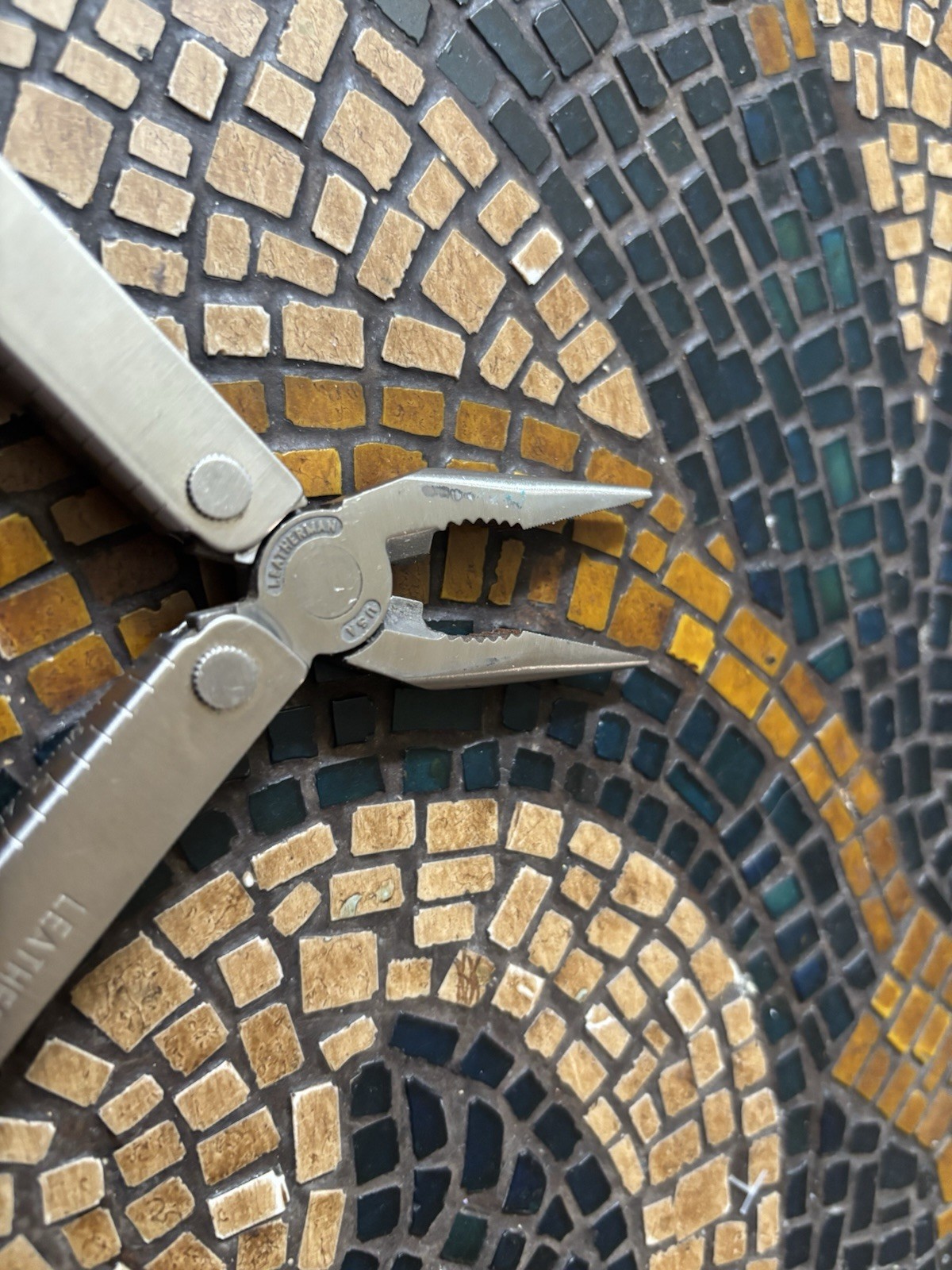 Leatherman Pocket Survival Tool PST ll Multi-Tool with Sheath Portland OR USA