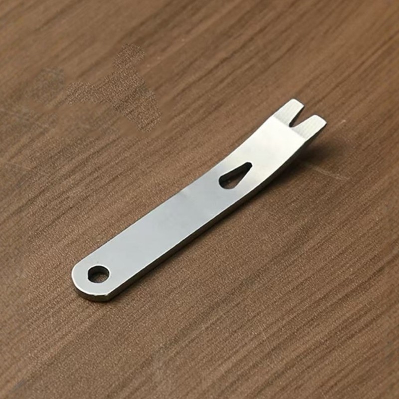 Pocket Size Stainless Steel Multifunction Crowbars Tool For Outdoor Enthusiasts