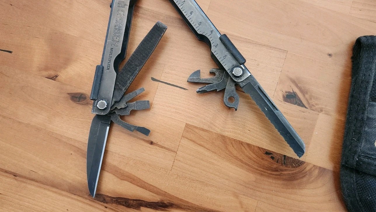 Gerber MP600 Multi-Tool Multi-Plier Black Oxide w/ Sheath – Great C73