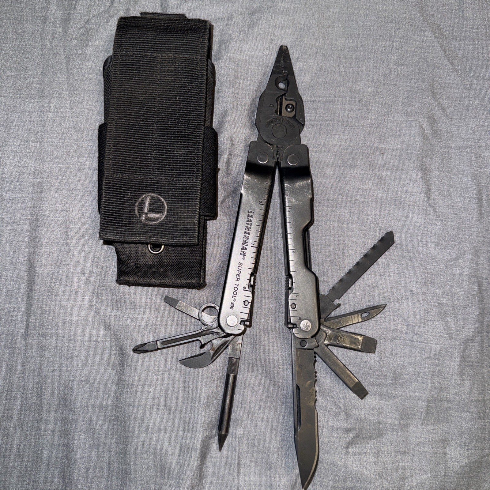 USGI LEATHERMAN SUPER TOOL 300 EOD MULTITOOL BLACK MOLLE