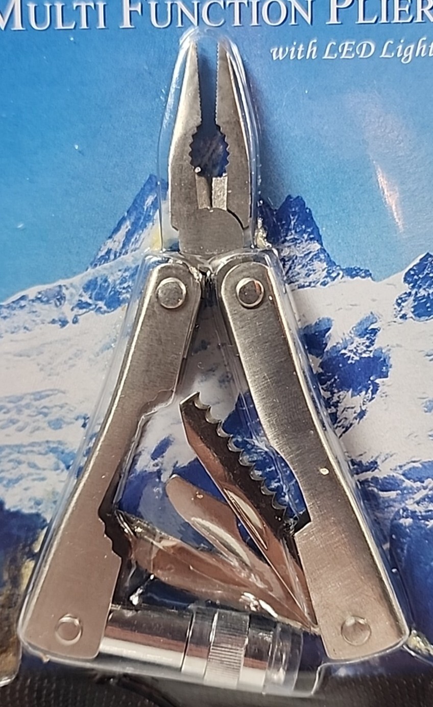 SE MULTI FUNCTION PLIER WITH LED LIGHT L13
