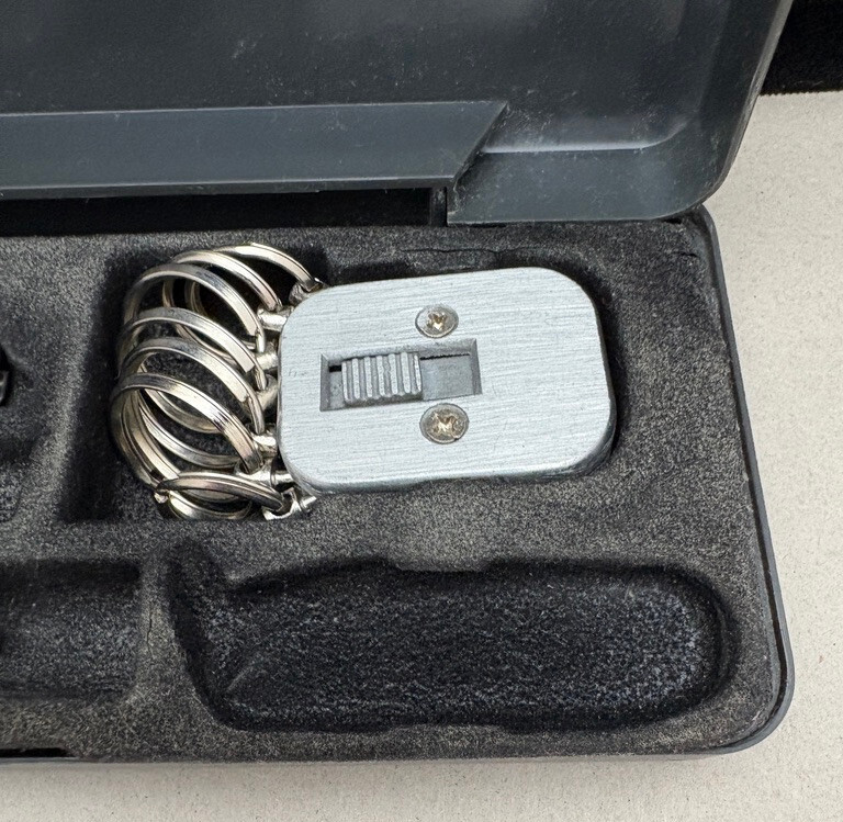 VTG Sheffield Multi-Function Tool Set Nail Clippers Key Chain Multi Tool