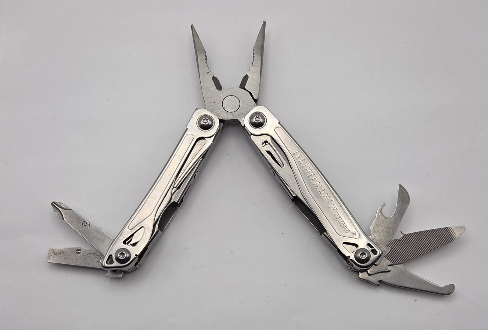Leatherman Wingman Multi Tool Stainless Steel Made in USA Silver w/ Clip L5