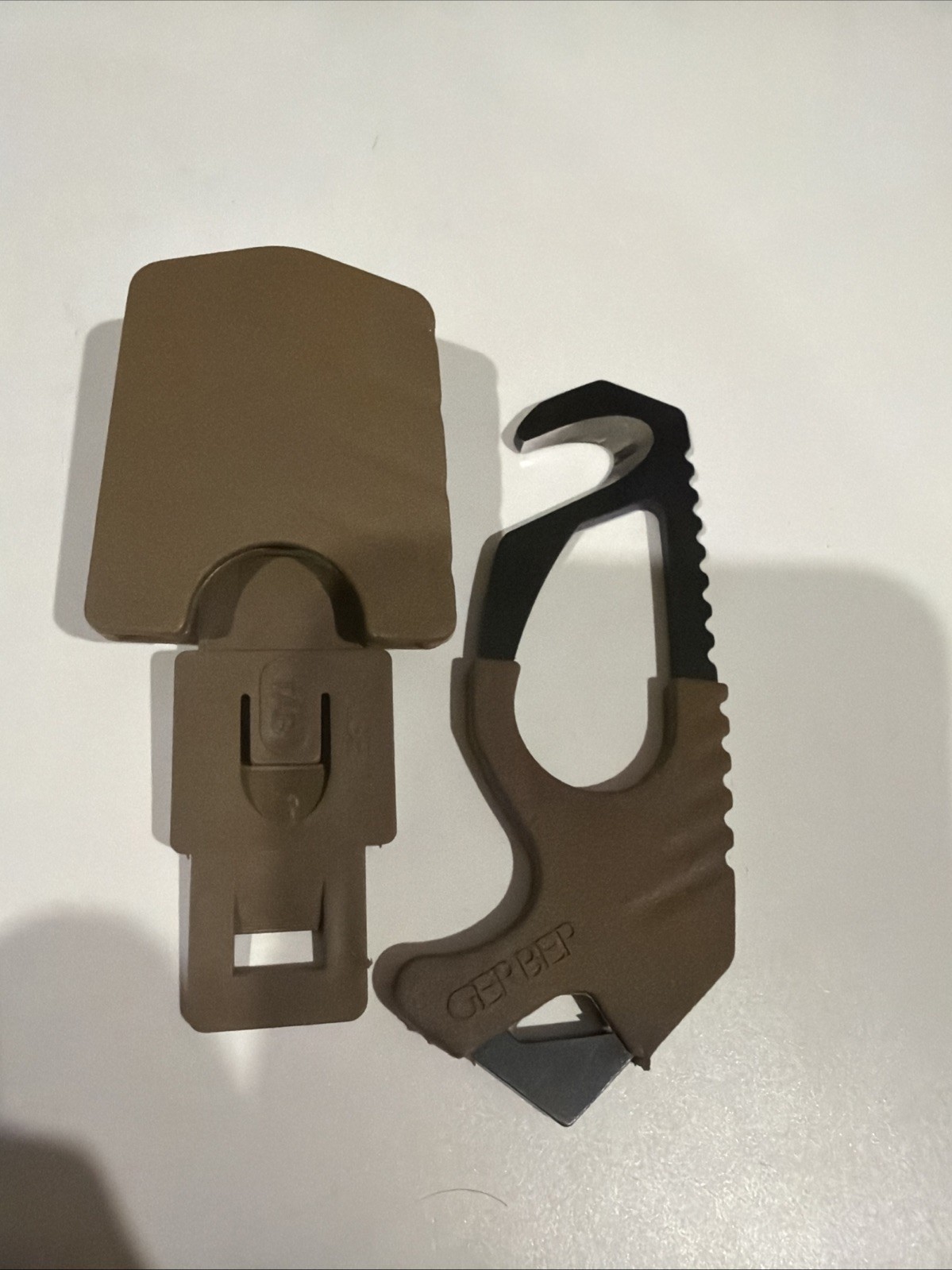 Gerber Seatbelt Strap Cutter Escape Tool with Lanyard Hole and Glass Breaker