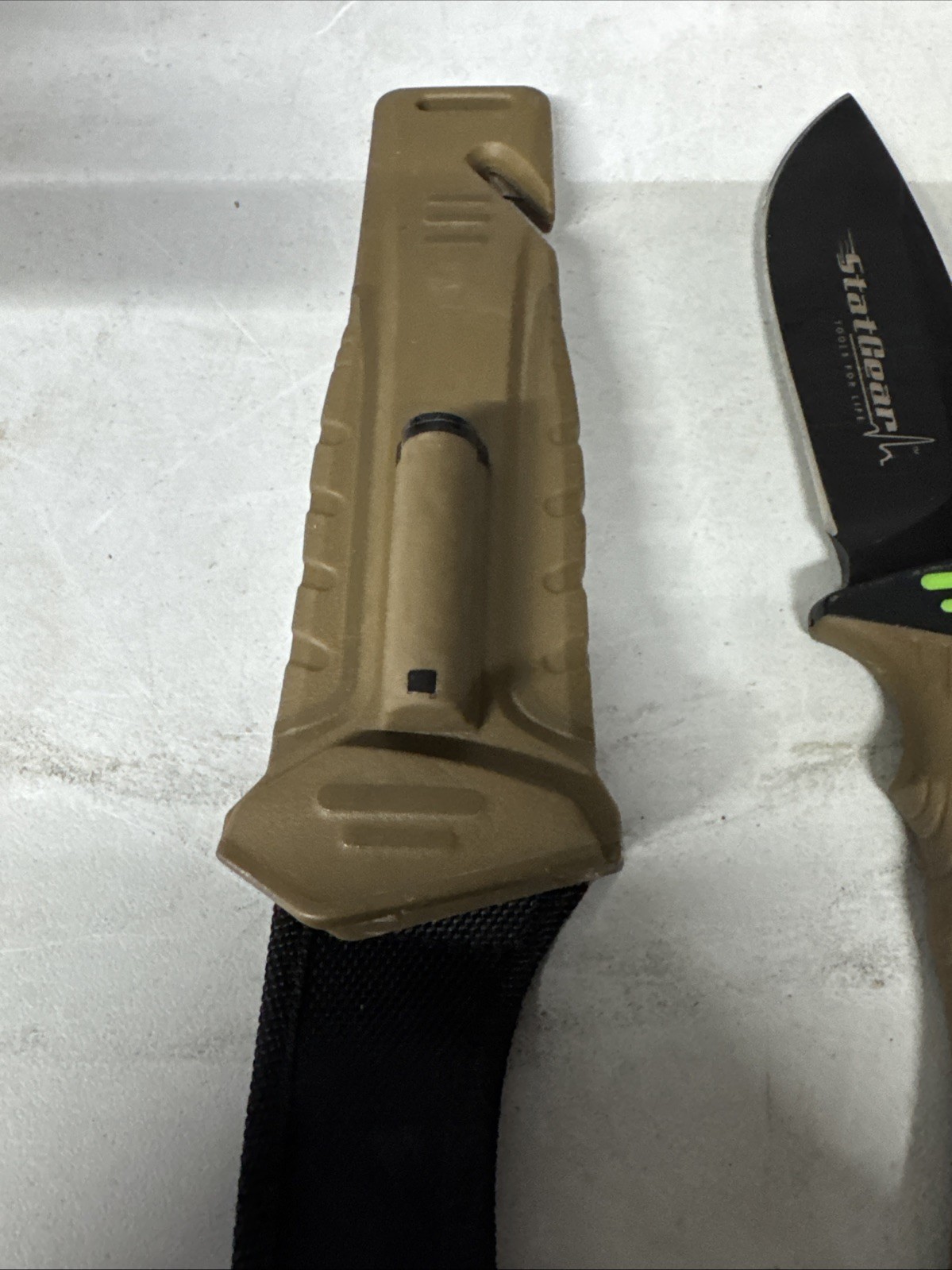 StatGear Surviv-All Hunting Knife – Sheath, Firestarter, Cord Cutter & Sharpener