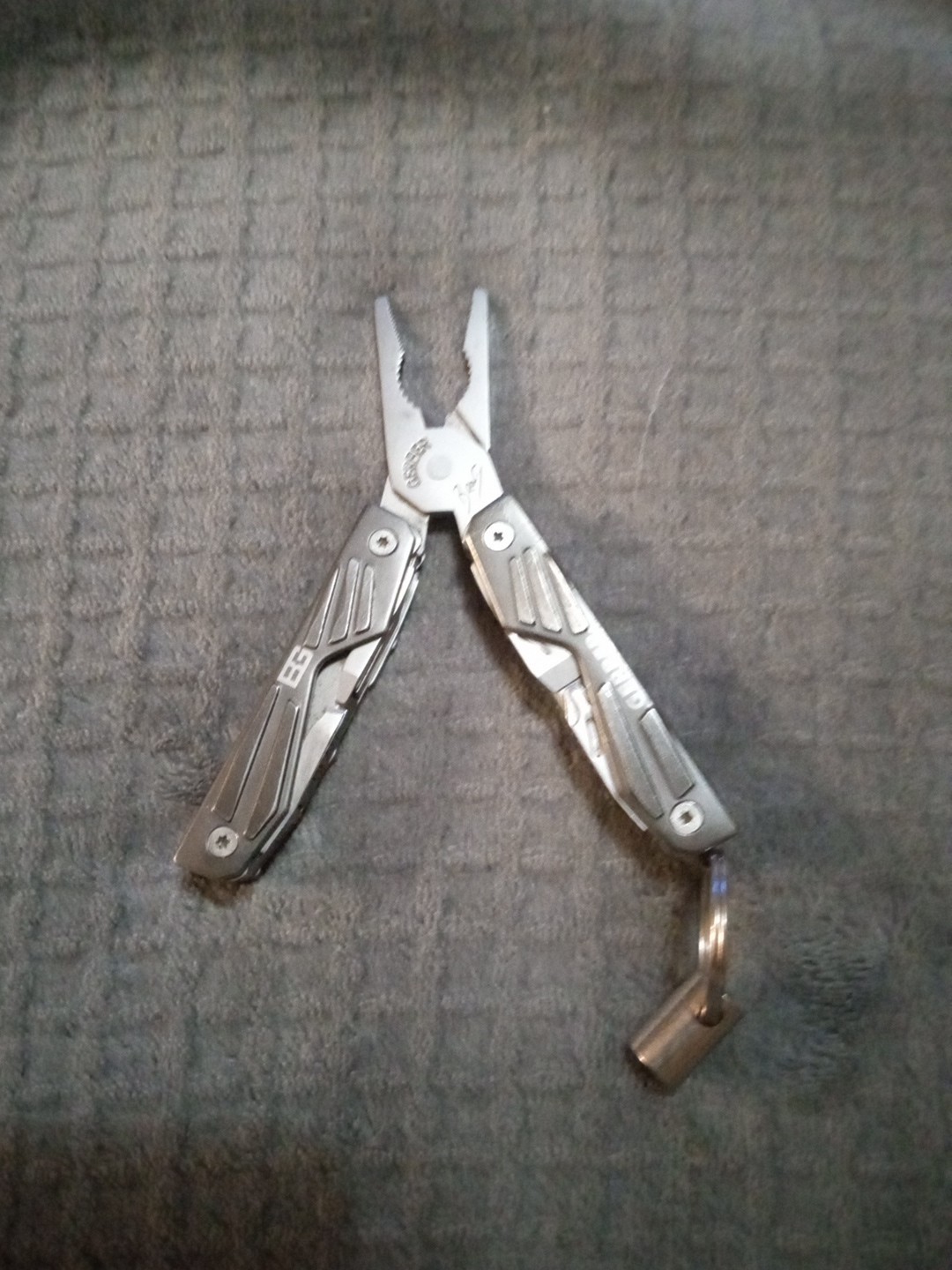 Gerber Bear Grylls Multi Tool Pocket Knife Great Condition Saw Pliers Knife Ect