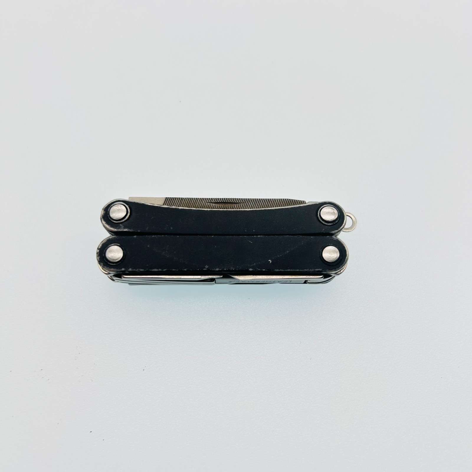 Leatherman Squirt PS4 BLACK – 8-in-1 Keychain Multi-Tool Discontinued (CODE34)