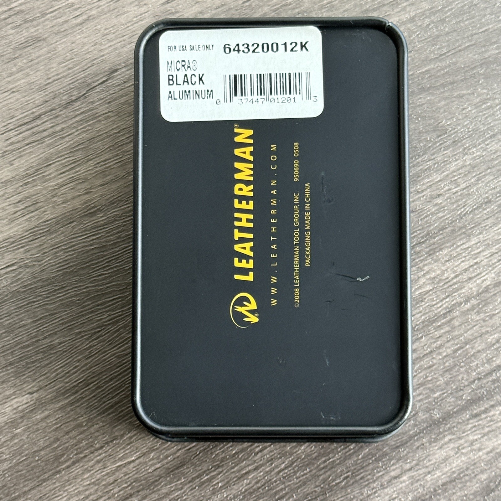 Leatherman MICRA BLACK Aluminum Multitool in Vintage Gift Tin