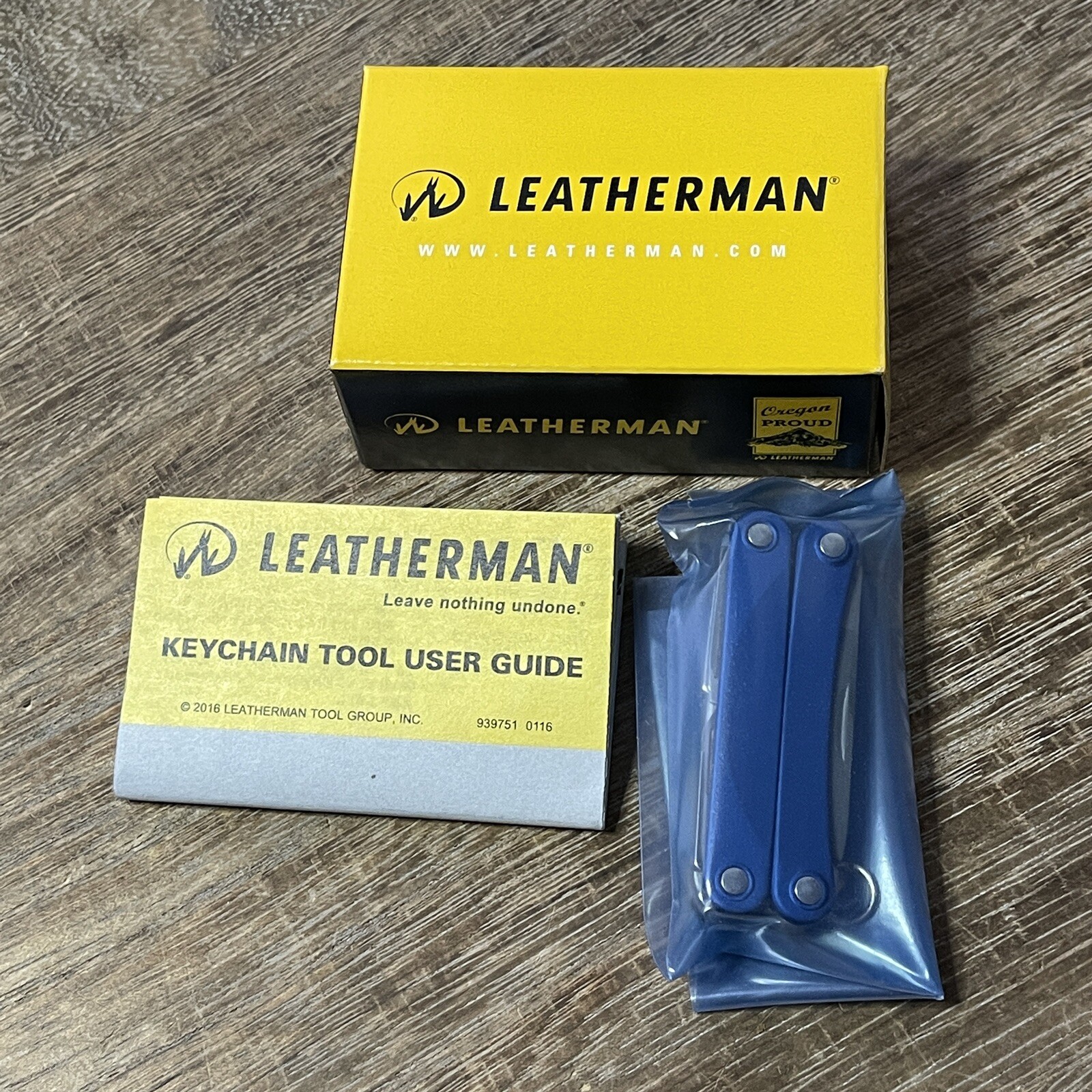 Leatherman Squirt ES4 Blue multitool for electricians. New. Discontinued.