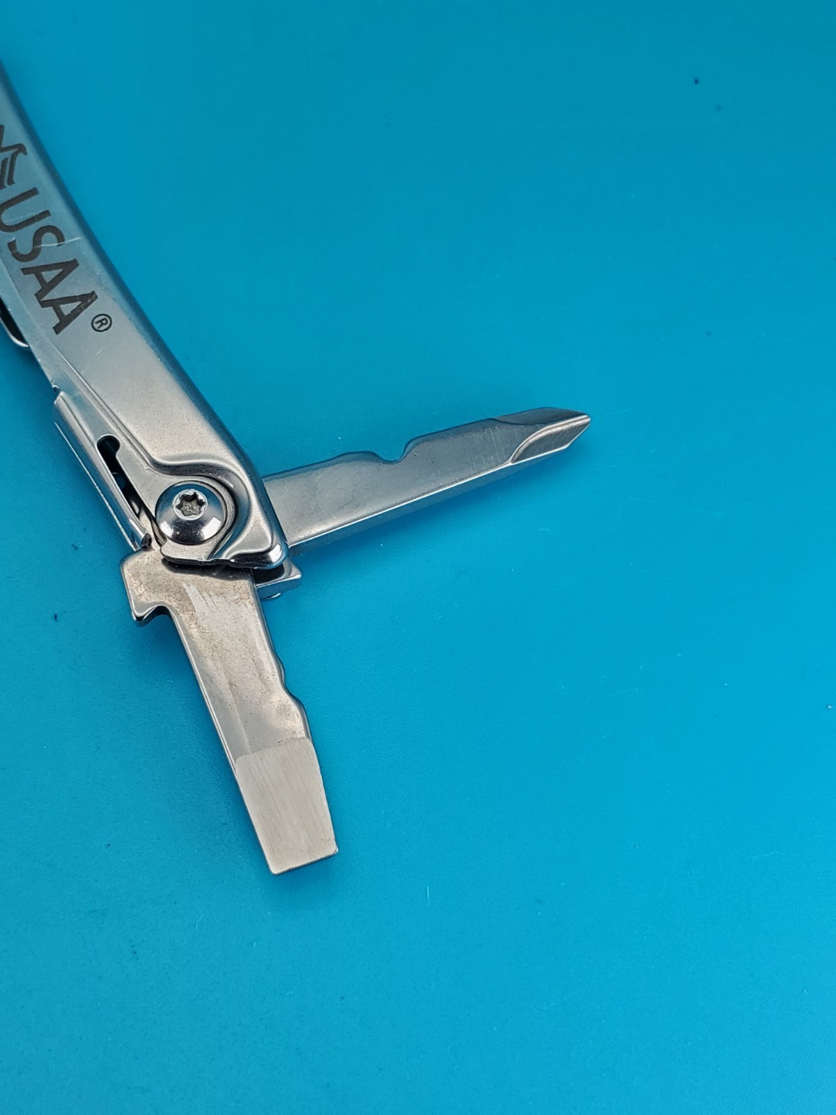 Leatherman Rev 3.8″ Multi-Tool, Stainless! USAA