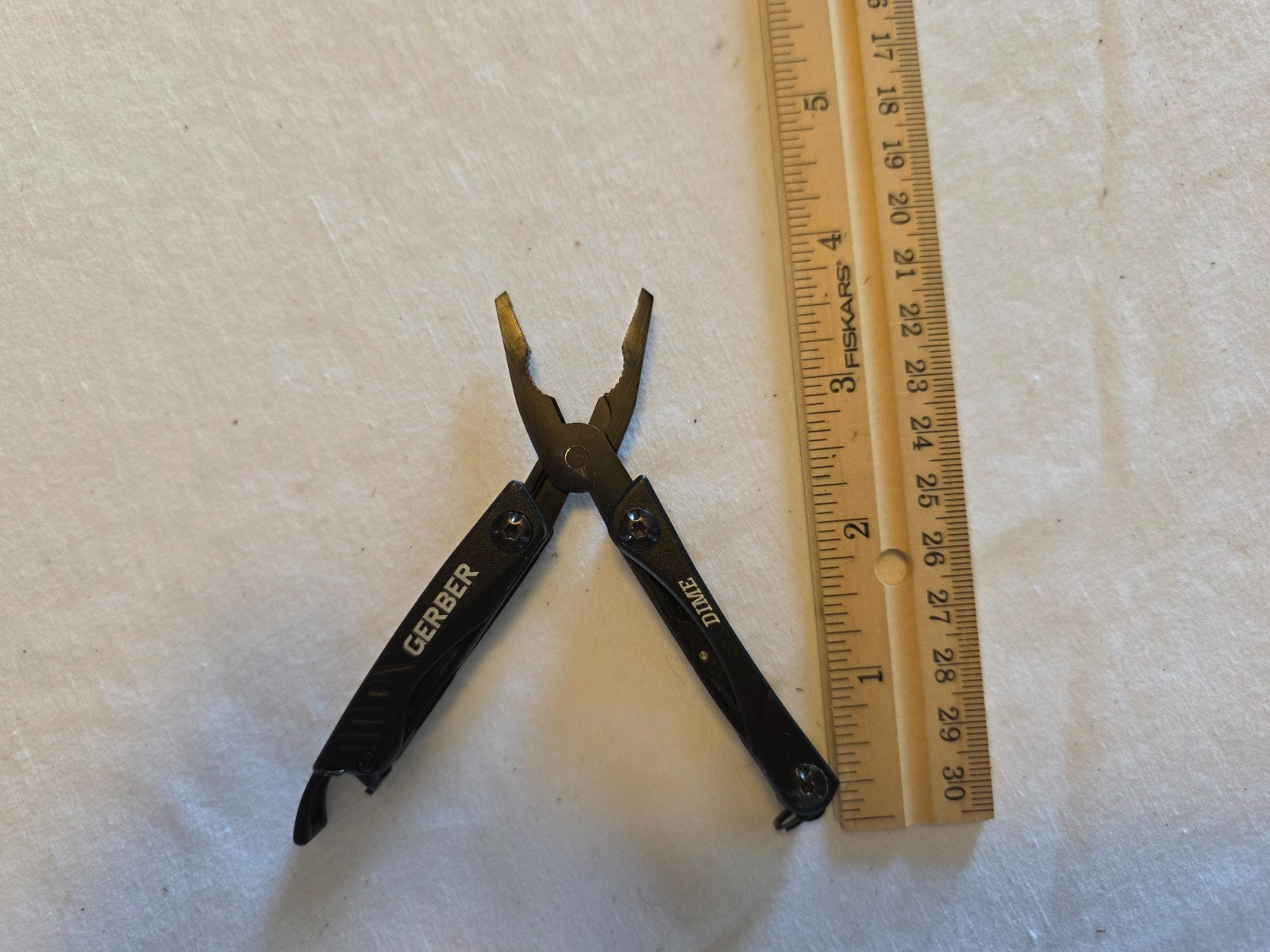MT2601-021 – 3x Gerber Mini Multi-Tools + Case Free Shipping Used