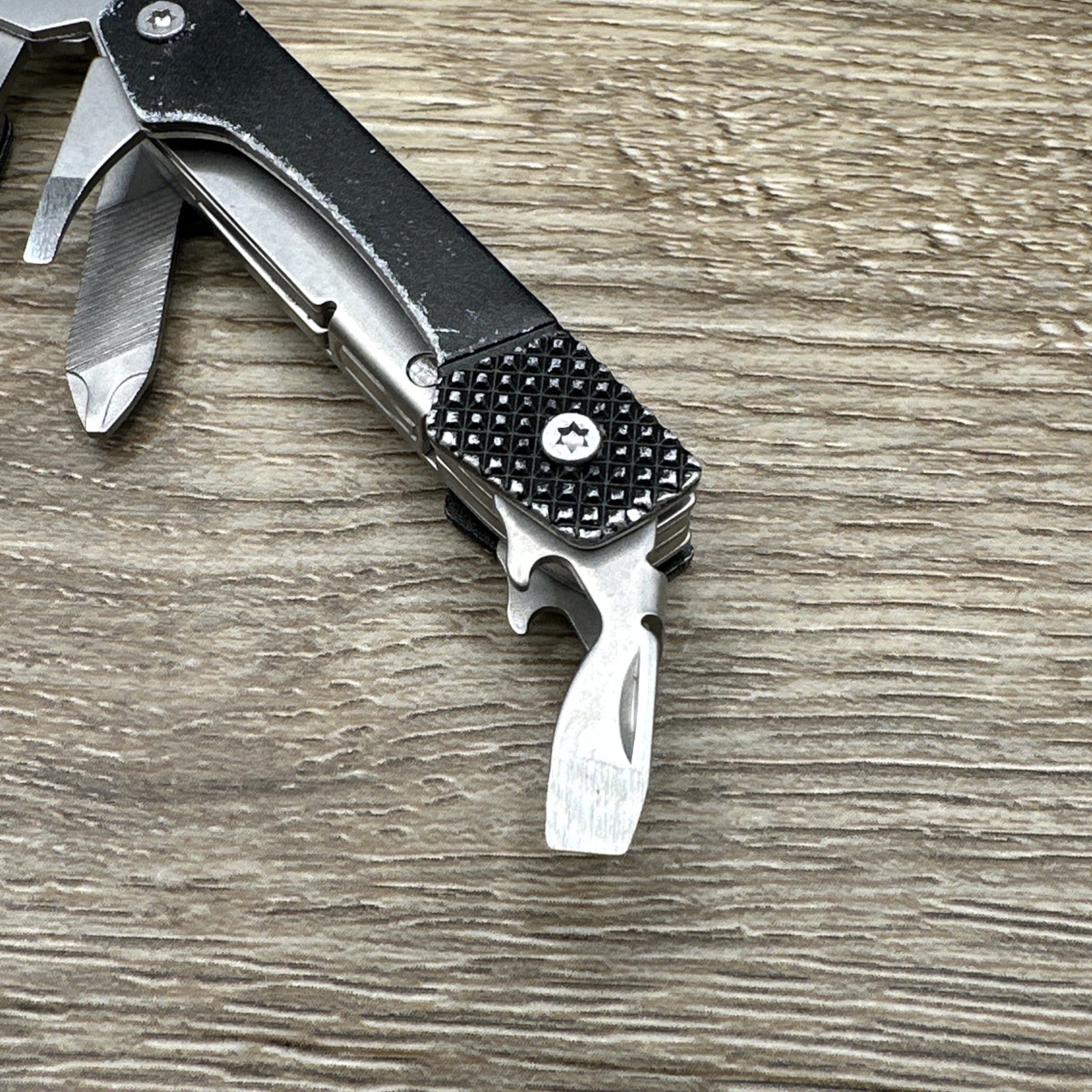 Gerber Vise Multi Tool Multitool Knife Pliers Folding EDC Tool