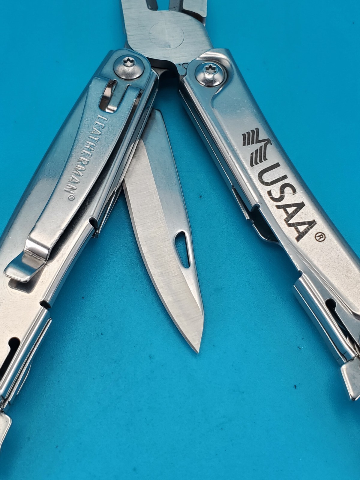 Leatherman Rev 3.8″ Multi-Tool, Stainless! USAA