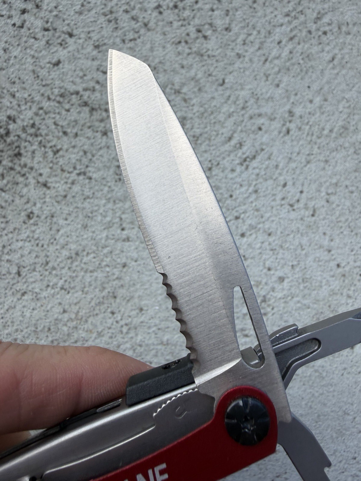 GERBER OCTANE RED/SILVER MULTI-PLIER MULTI TOOL IN SHEATH DISCONTINUED, RARE EXC