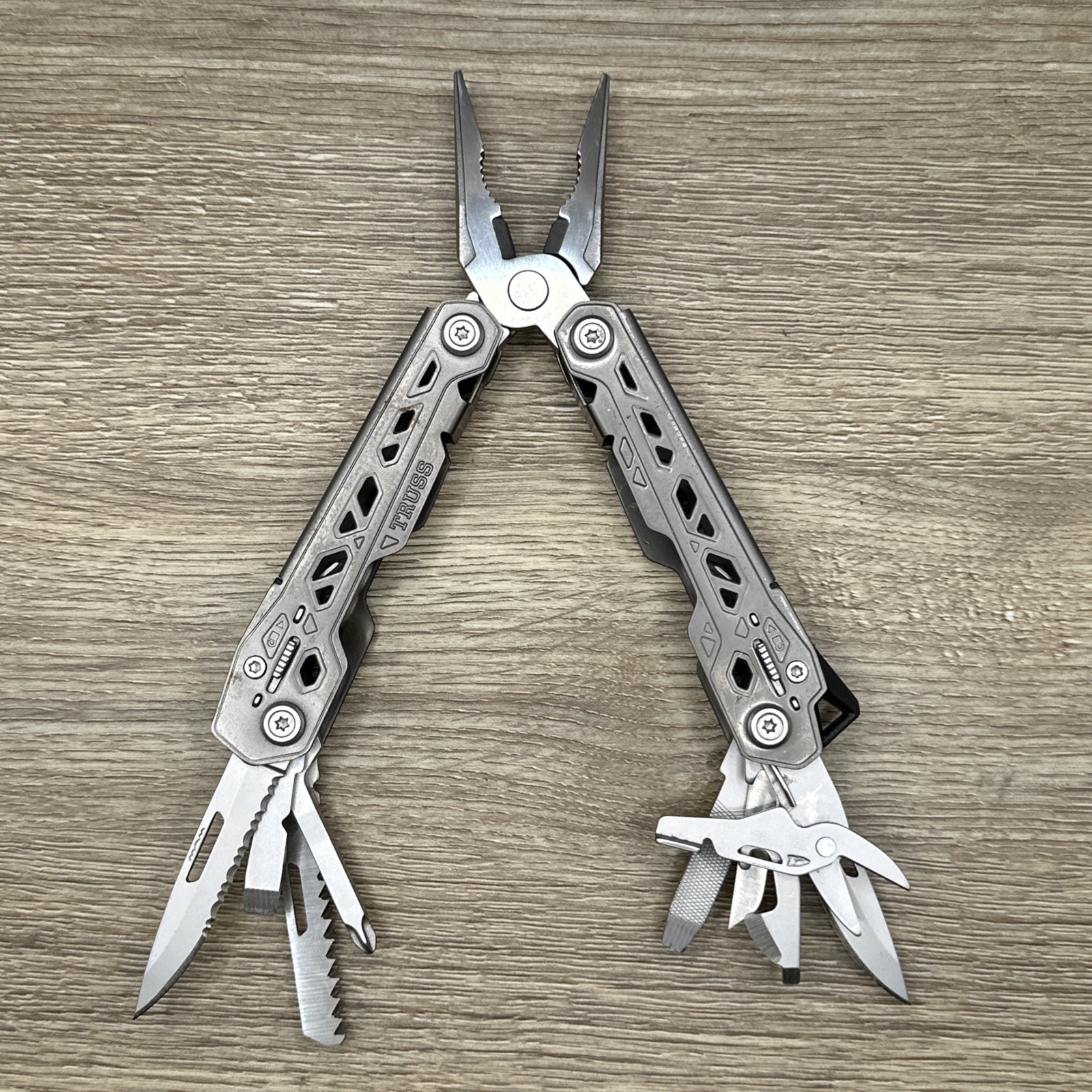 Gerber Truss Multi-Tool Pliers Knife Folding EDC FAST SHIPPING!