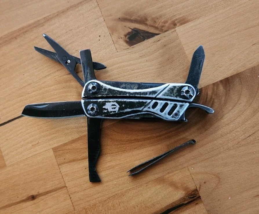 Gerber Dime Black – 9 Functions (USA) – Good Condition, Free Shipping – 791