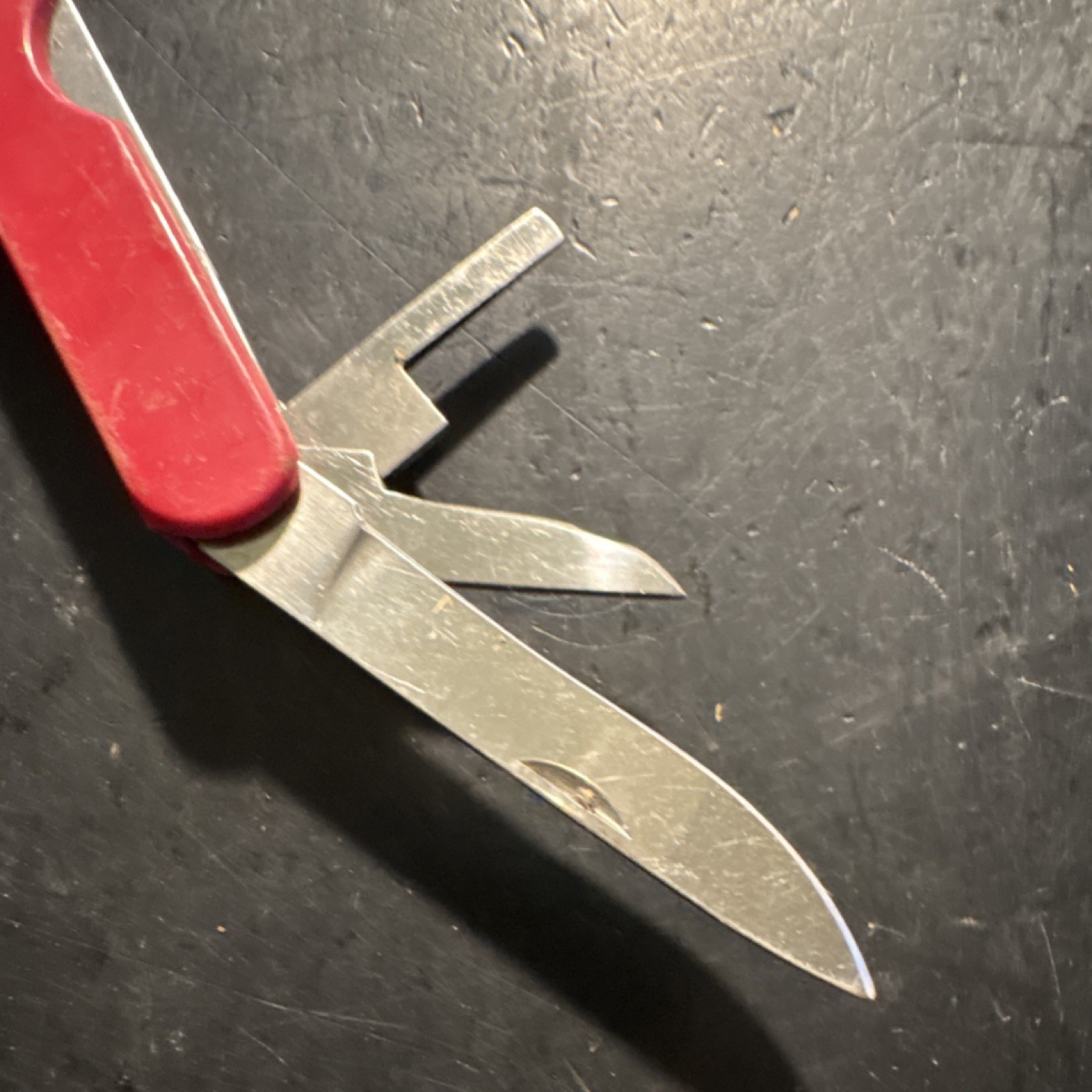 Multi-Tool Leathermen with 9 Functions Pliers Knife File Opener Red Handle