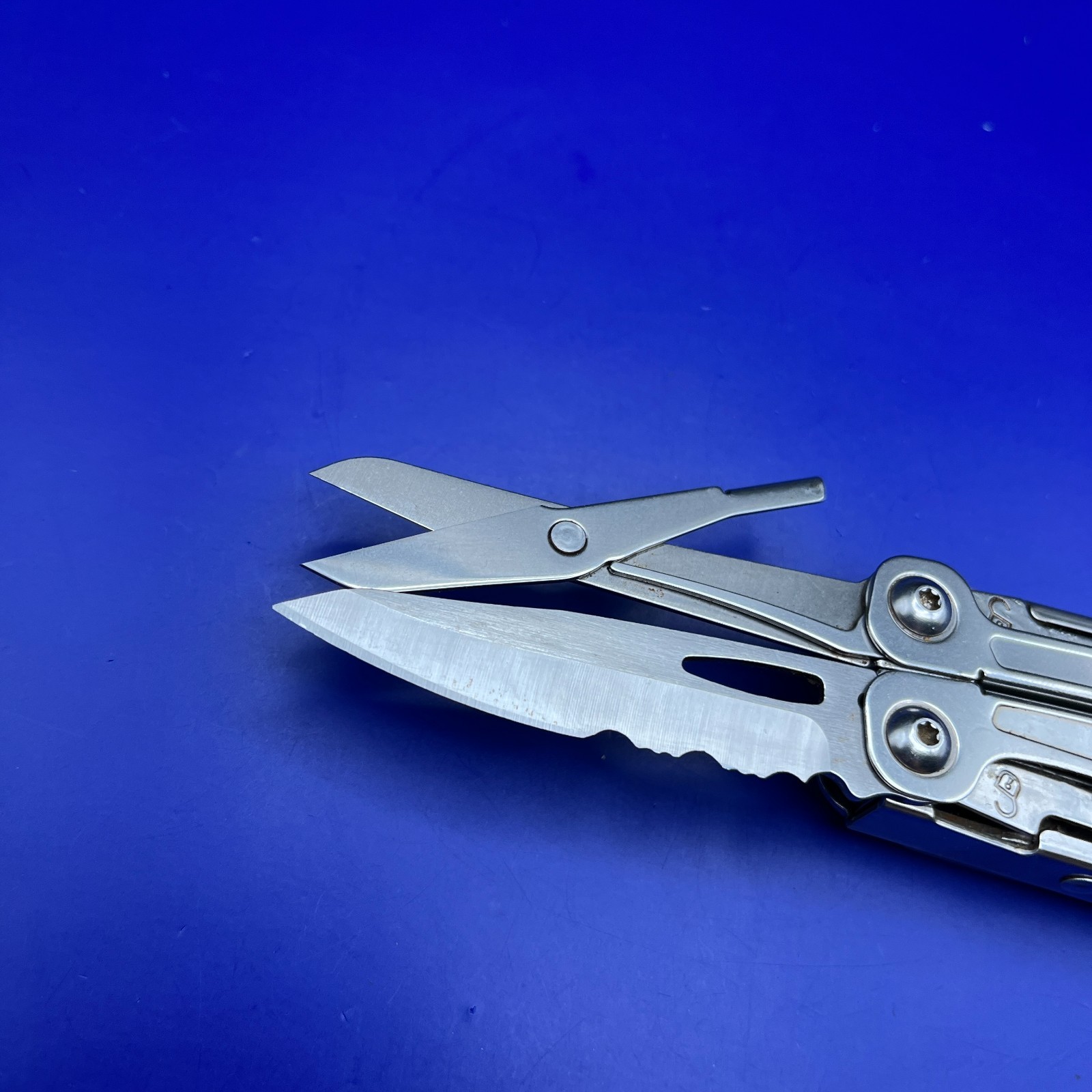 Leatherman Stainless Steel Wingman Multi Tool Scissors Knife Plier