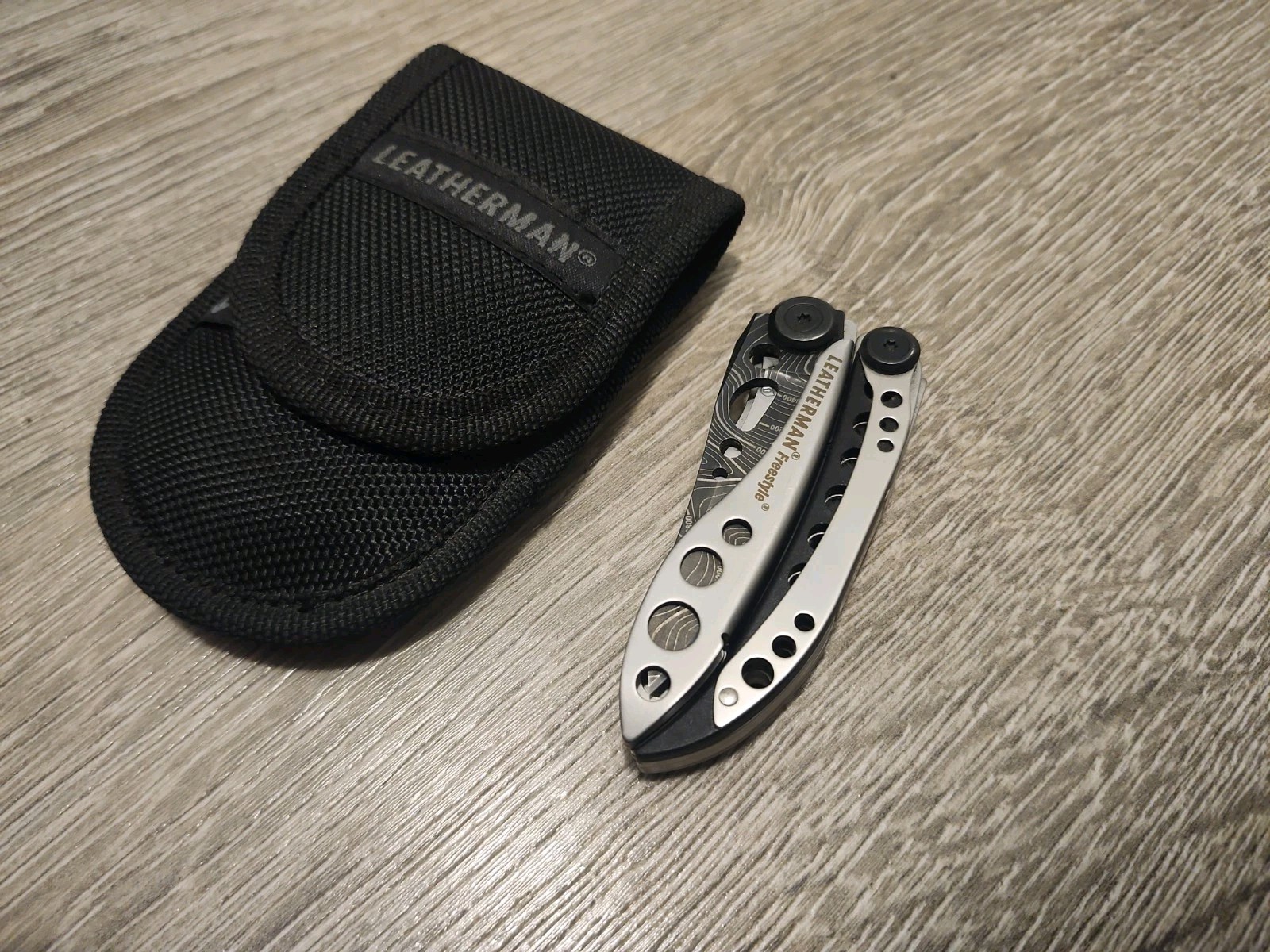 Leatherman Freestyle Multi-Tool – Used, Excellent Condition, Sheath, Discont’d