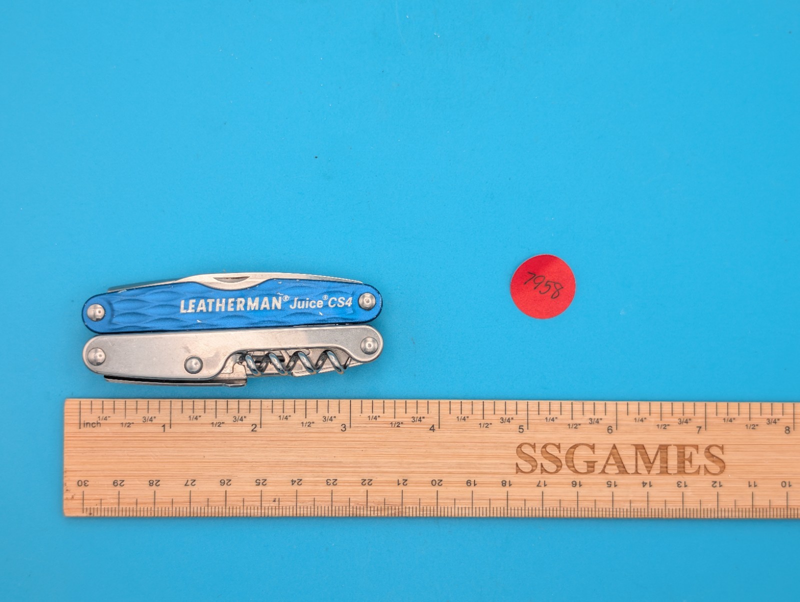 Leatherman Juice CS4 Multi Tool! Retired! COLUMBIA BLUE!