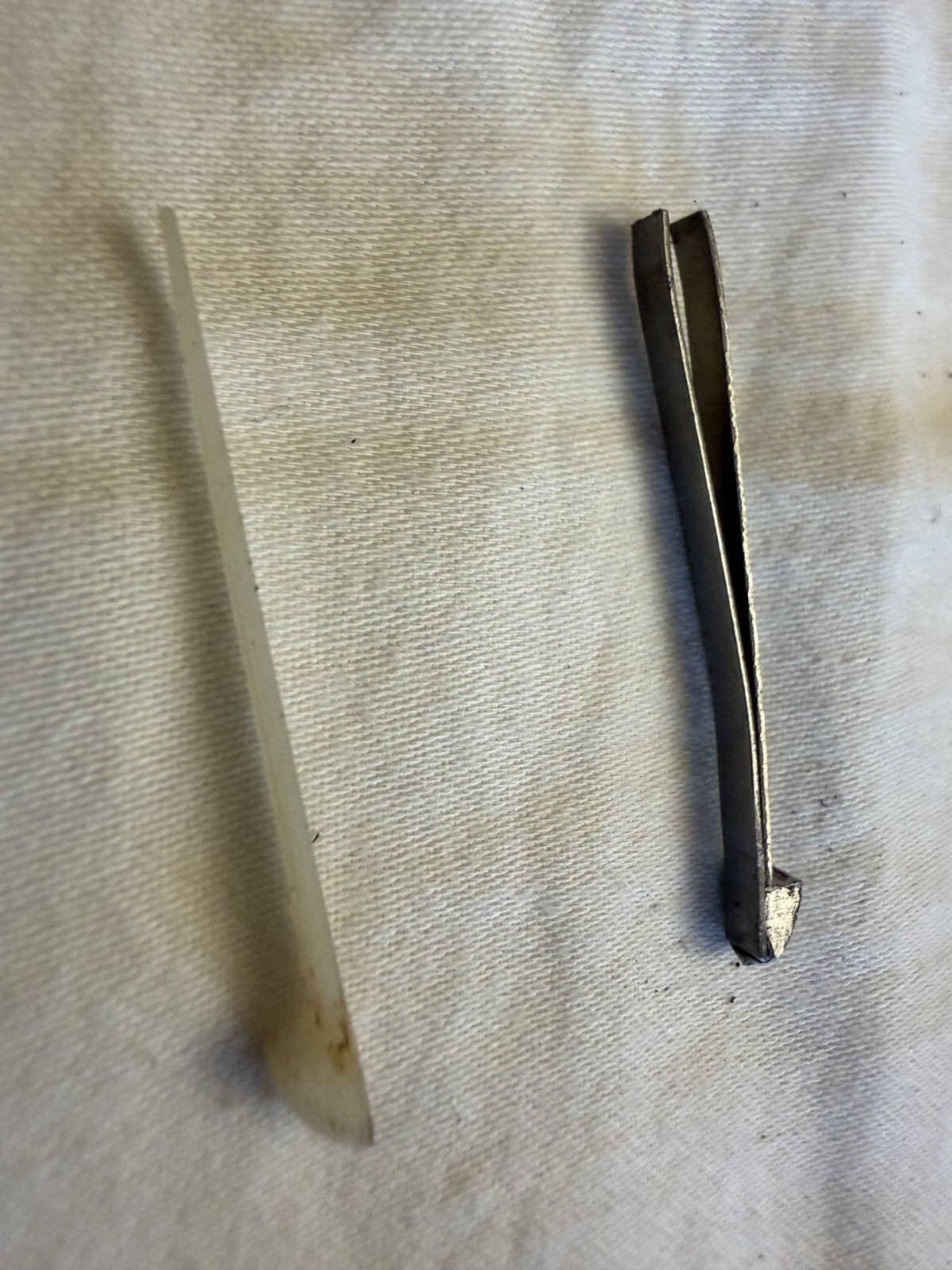 Pocket Knife Multi Tool / Utility Camping Hicking