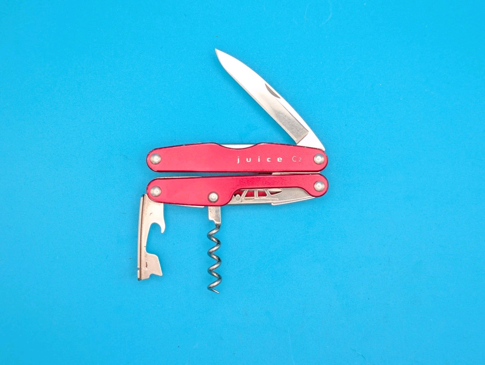 Leatherman Juice C2 Red Multi Tool! RETIRED!