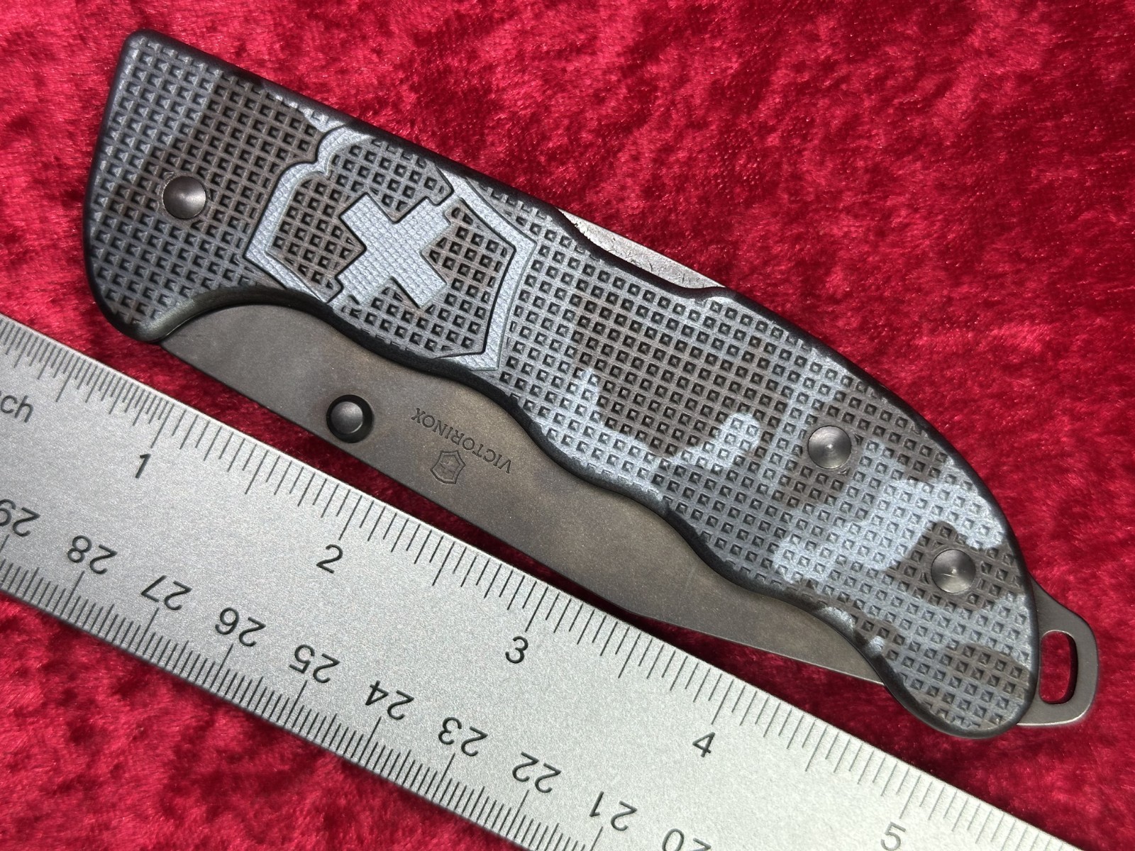 Victorinox Evoke BSH Alox Navy Camo Large Swiss Army Knife w/Pocket Clip (623)