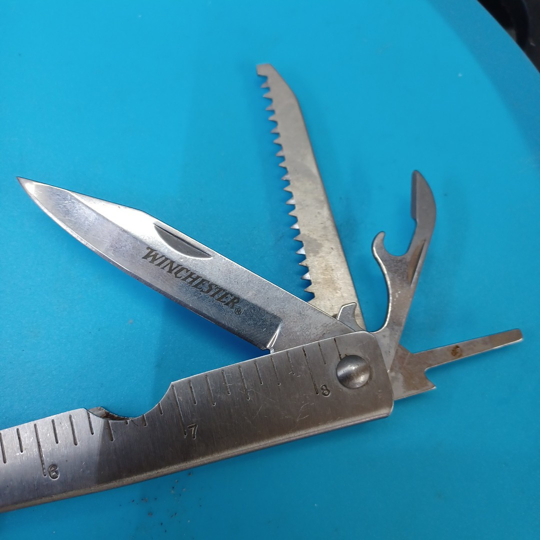 Winchester Multi-Tool Stainless Steel Finish – 4.25 inches closed
