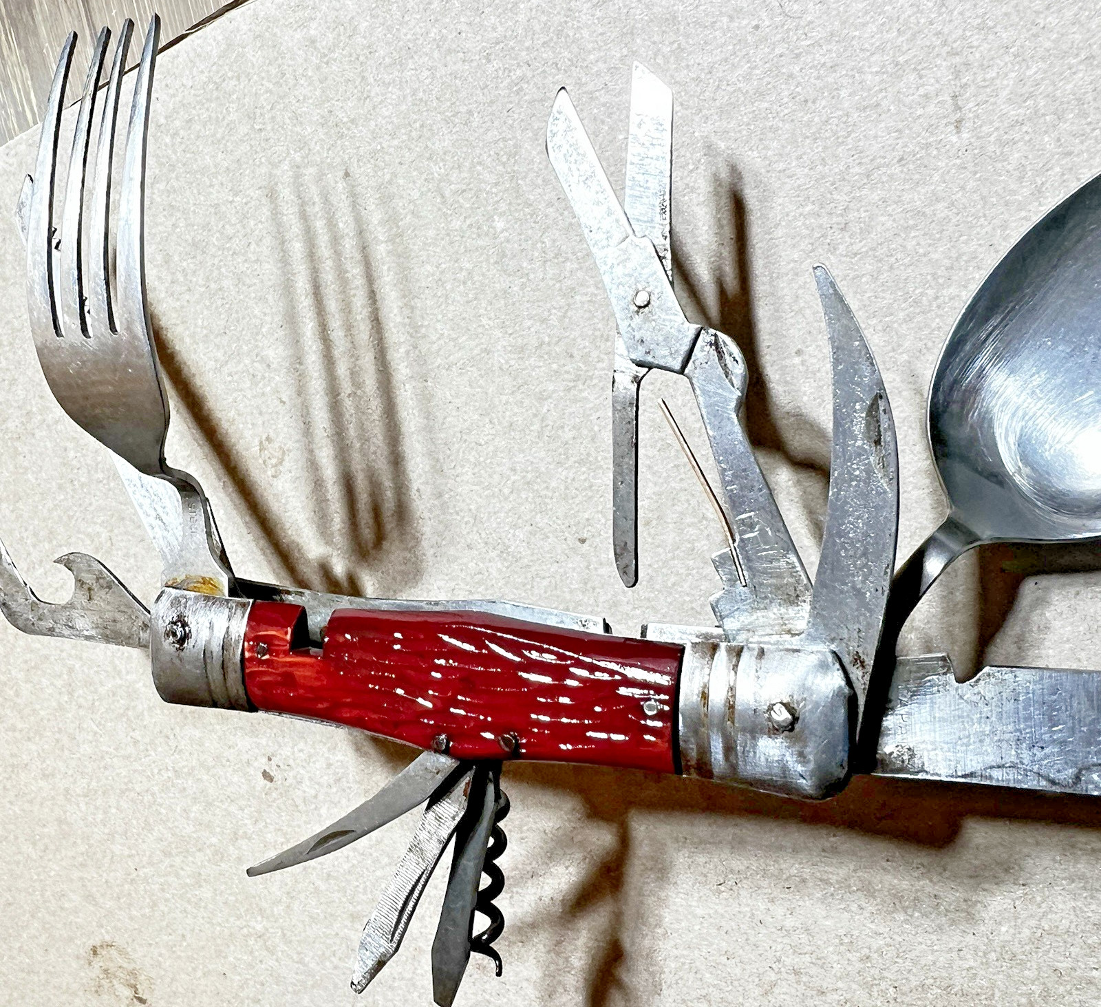 VTG Valor No.11176 Japan Combination Tool Set Camping Survival Knife 11 Tools