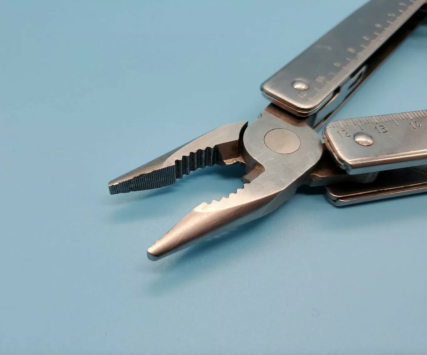 Victorinox (Swiss Army) Swiss Tool Multi Tool w/ Sheath – 1998 Version Pliers