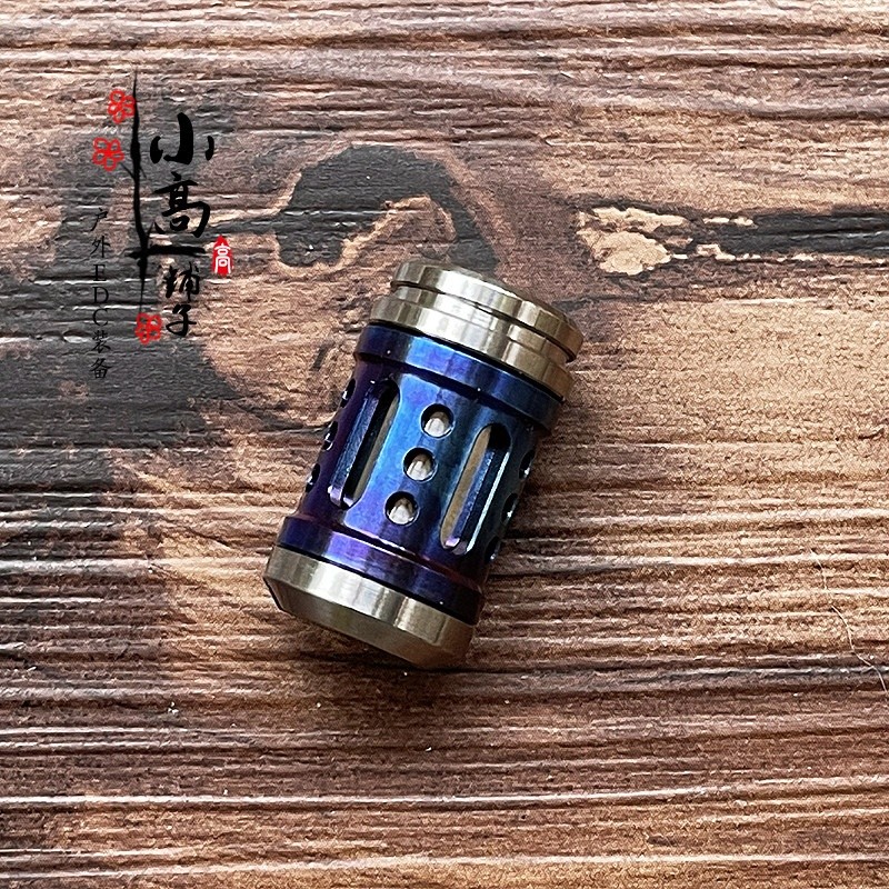 EDC Titanium Alloy Umbrella Rope End Flashlight Necklace Pendant Ring Accessory