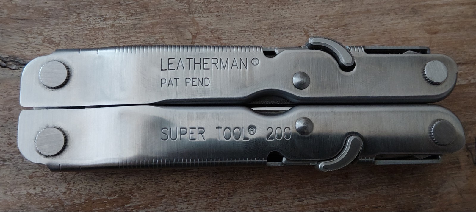 Leatherman Supertool 200 – Very Rare – Very Good Condition from 2003 with Holster