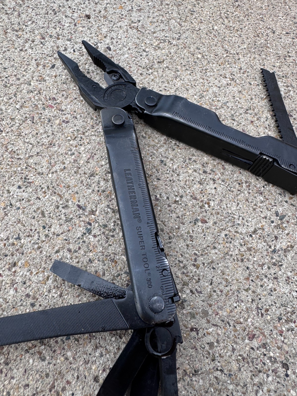 Leatherman Super Tool 300 Black Oxide