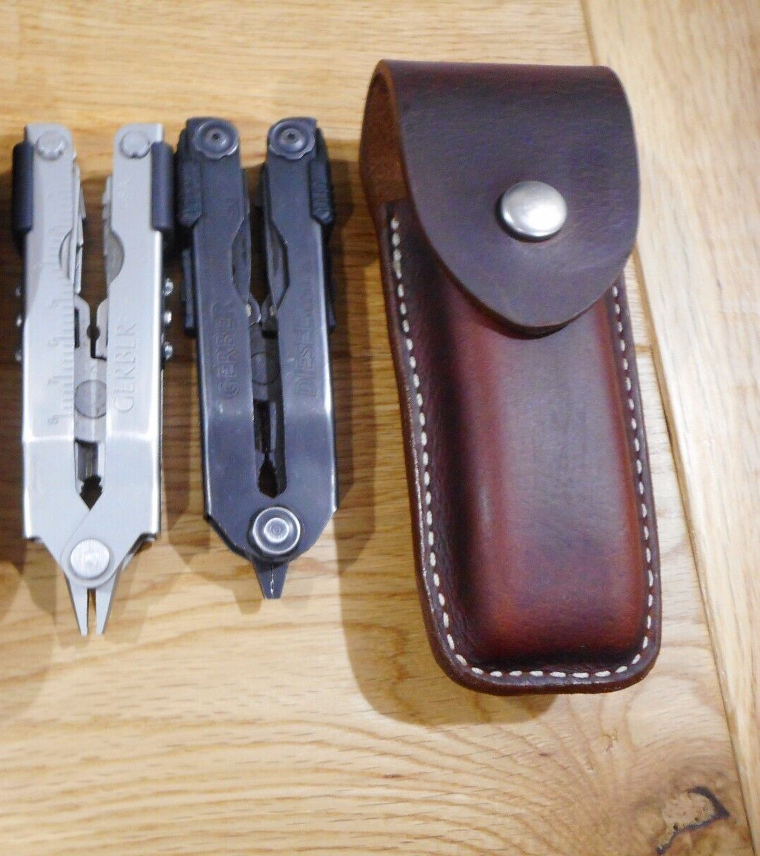 Gerber MP600 or Diesel multi tool leather sheath. Sheath only.