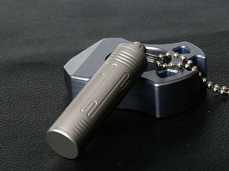 Hot Outdoor EDC TC4 Titanium Keychain Waterproof Box Sealed Medicine Bottle