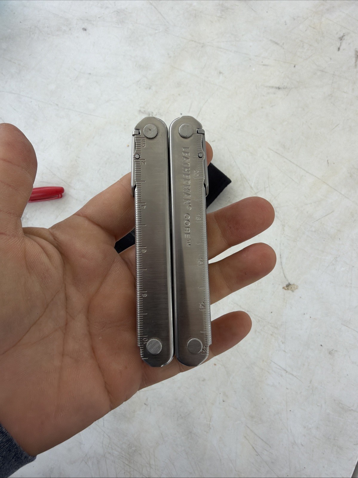 Leatherman Core Multi-Tool – Excellent 🔥