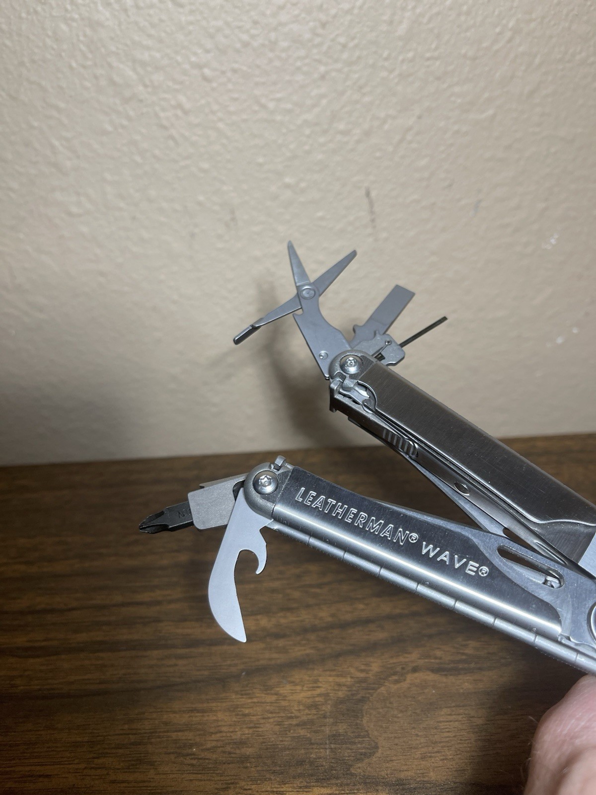 Leatherman Wave Multi-Tool Pliers Pocket Knife w/ Sheath – Great Condition –