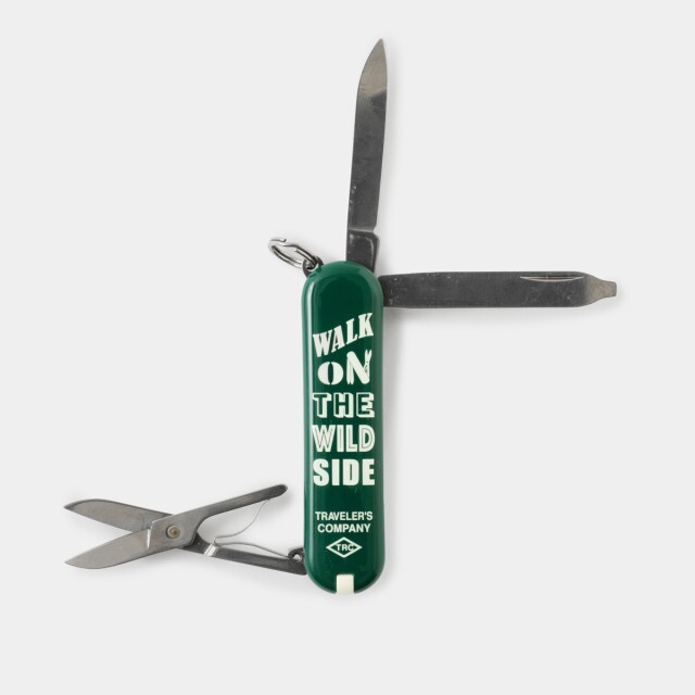 VICTORINOX × TRAVELER’S COMPANY Classic SD Message Green