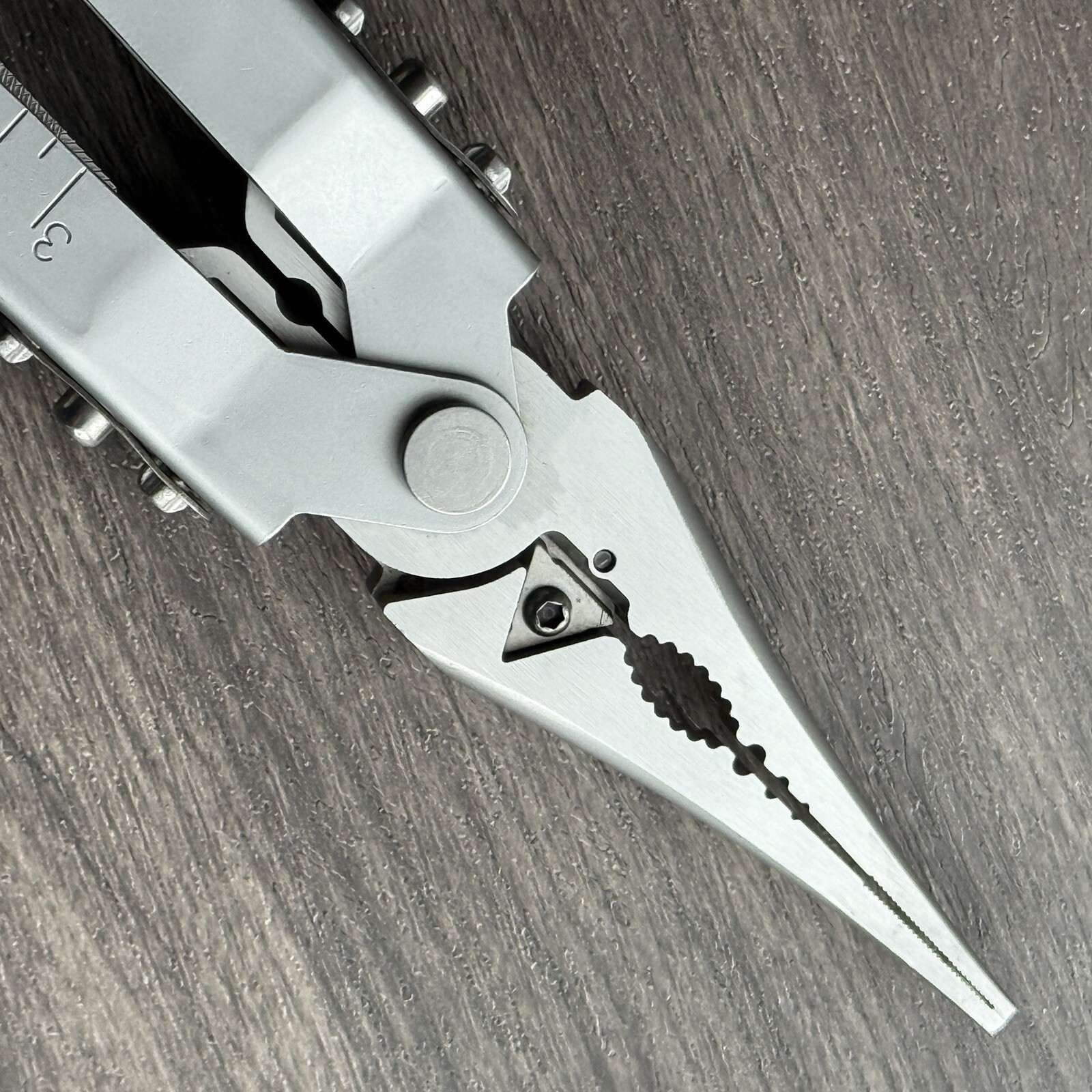 Gerber Fisherman Multi Plier MP600 Gerber Fish Fisherman with Extra Long Pliers