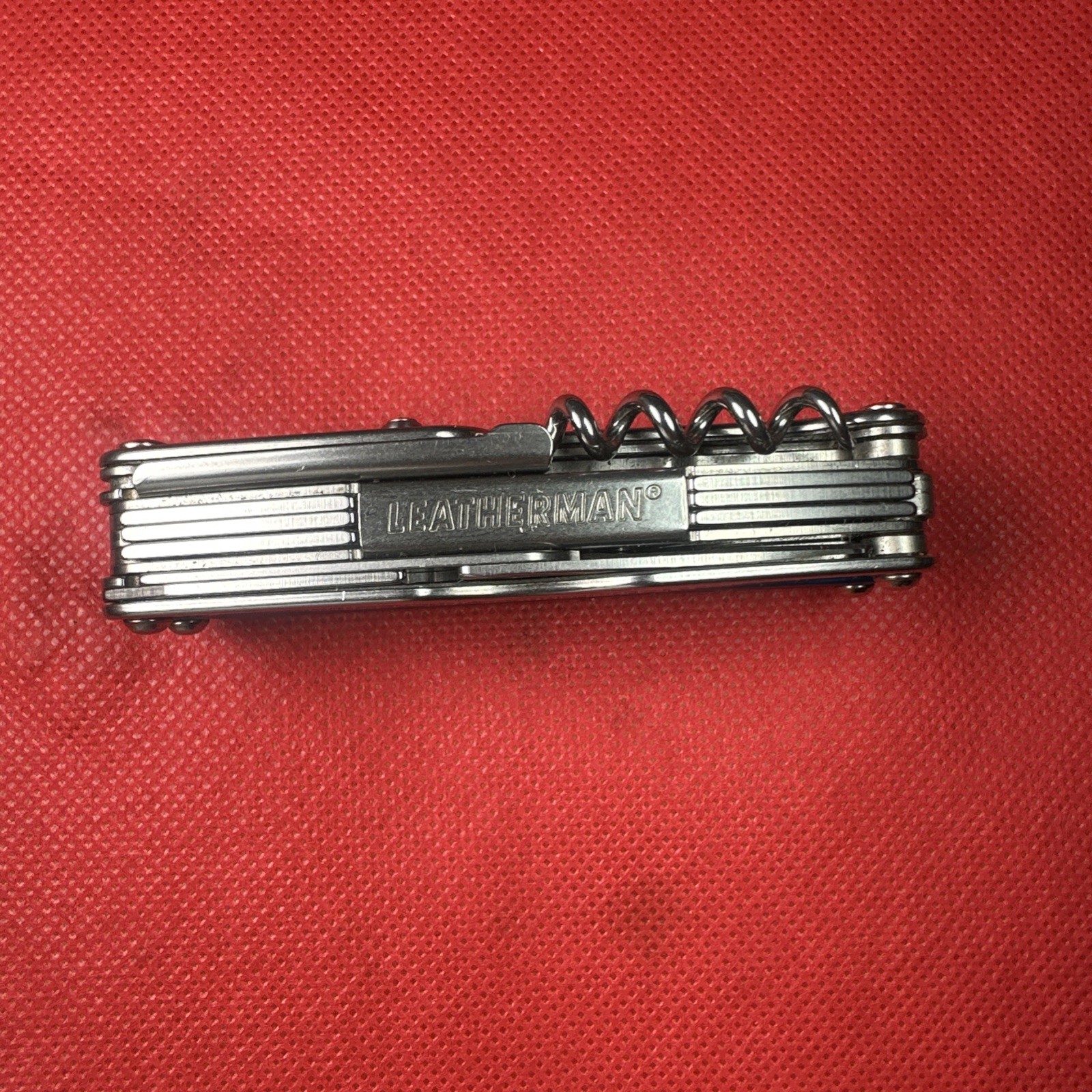 Rare & Discontinued Blue Gen 2 Leatherman Juice CS4, Fish, Home, Great EDC