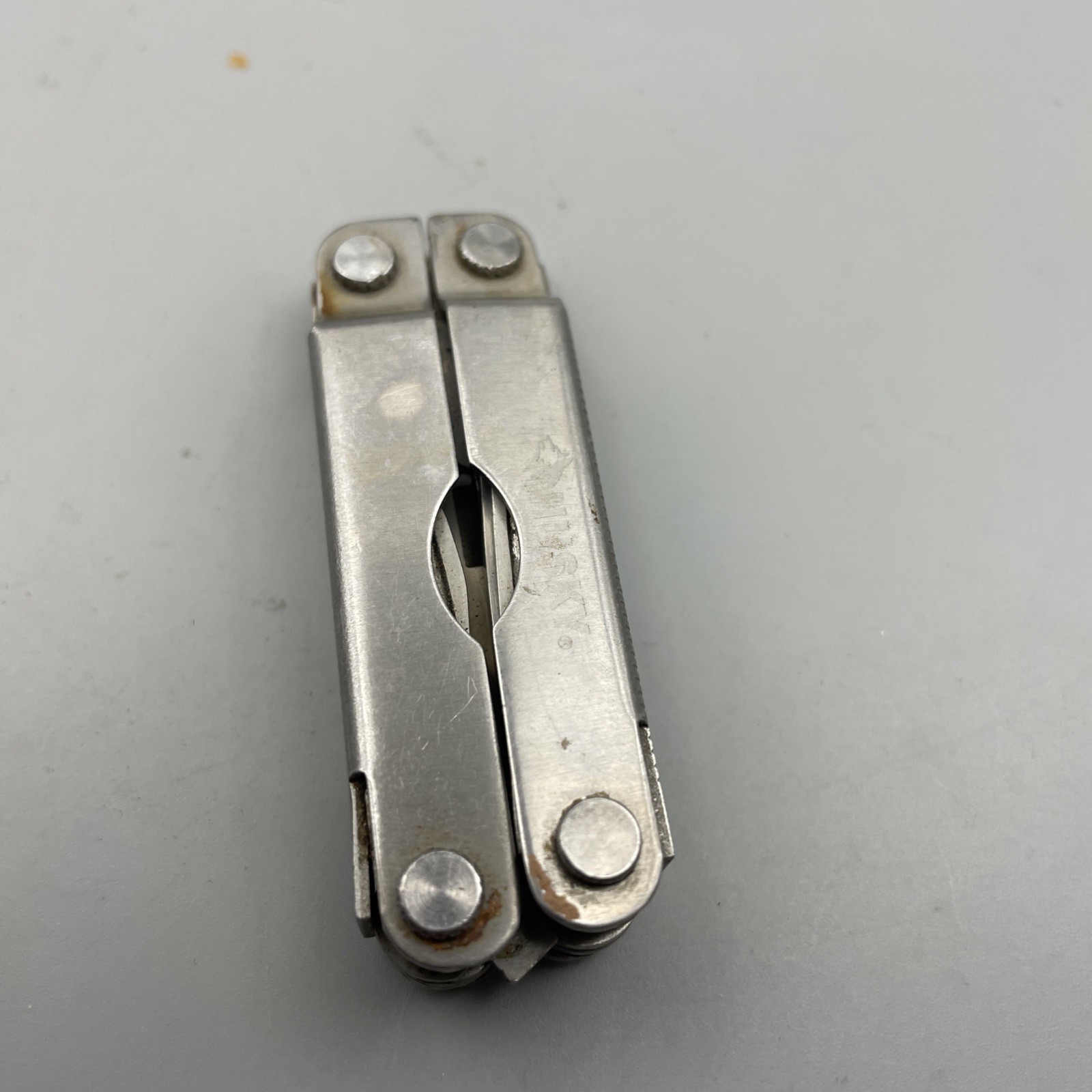 Husky Small Multi-Tool, 2 1/2” Long Closed
